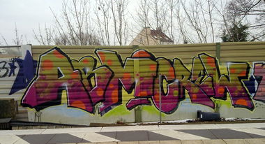 Graffiti Bombing - Photo by ZUGZWANG - abm