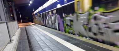 Graffiti Train - Photo by ZUGZWANG - koe, bremerhaven, 27 (2015)