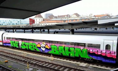 Graffiti Train - Photo by ZUGZWANG