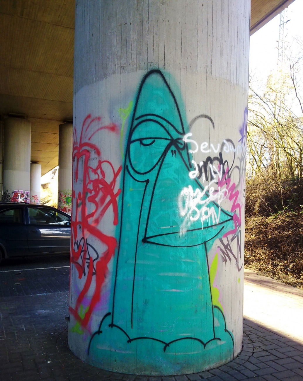 Graffiti Bombing - Photo by ZUGZWANG