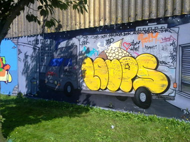 Graffiti Wall - Photo by ZUGZWANG