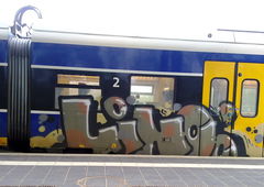 Graffiti Train - Photo by ZUGZWANG - lino (2017)