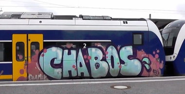 Graffiti Train - Photo by ZUGZWANG - chabos, bremen (2013)