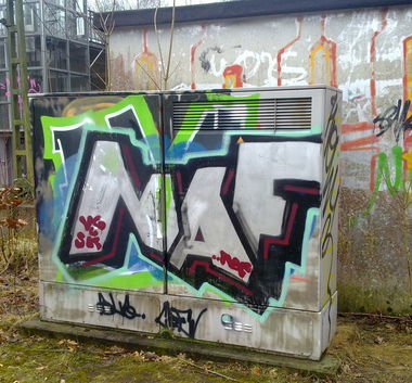 Graffiti Bombing - Photo by ZUGZWANG - naf