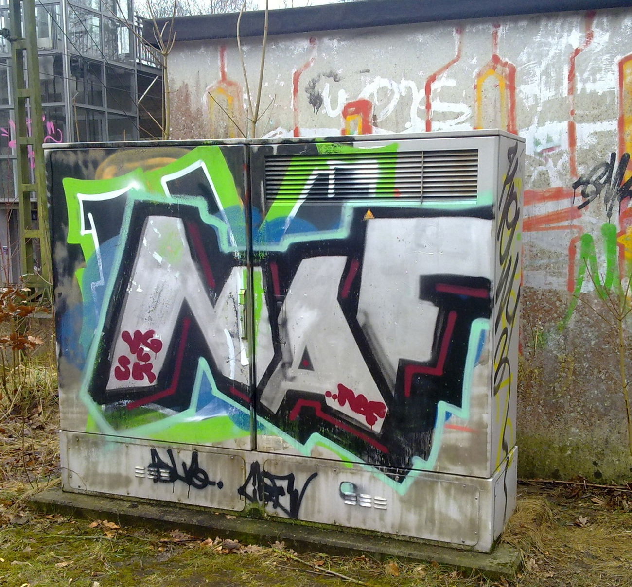 Graffiti Bombing - Photo by ZUGZWANG - naf