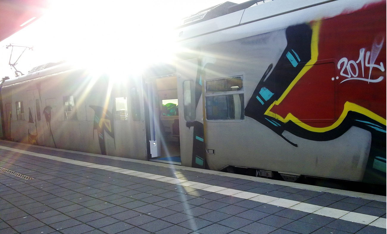 Graffiti Train - Photo by ZUGZWANG - atk, bremerhaven, bremen (2014)