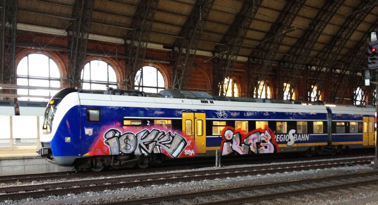 Graffiti Train - Photo by ZUGZWANG - ilt (2017)