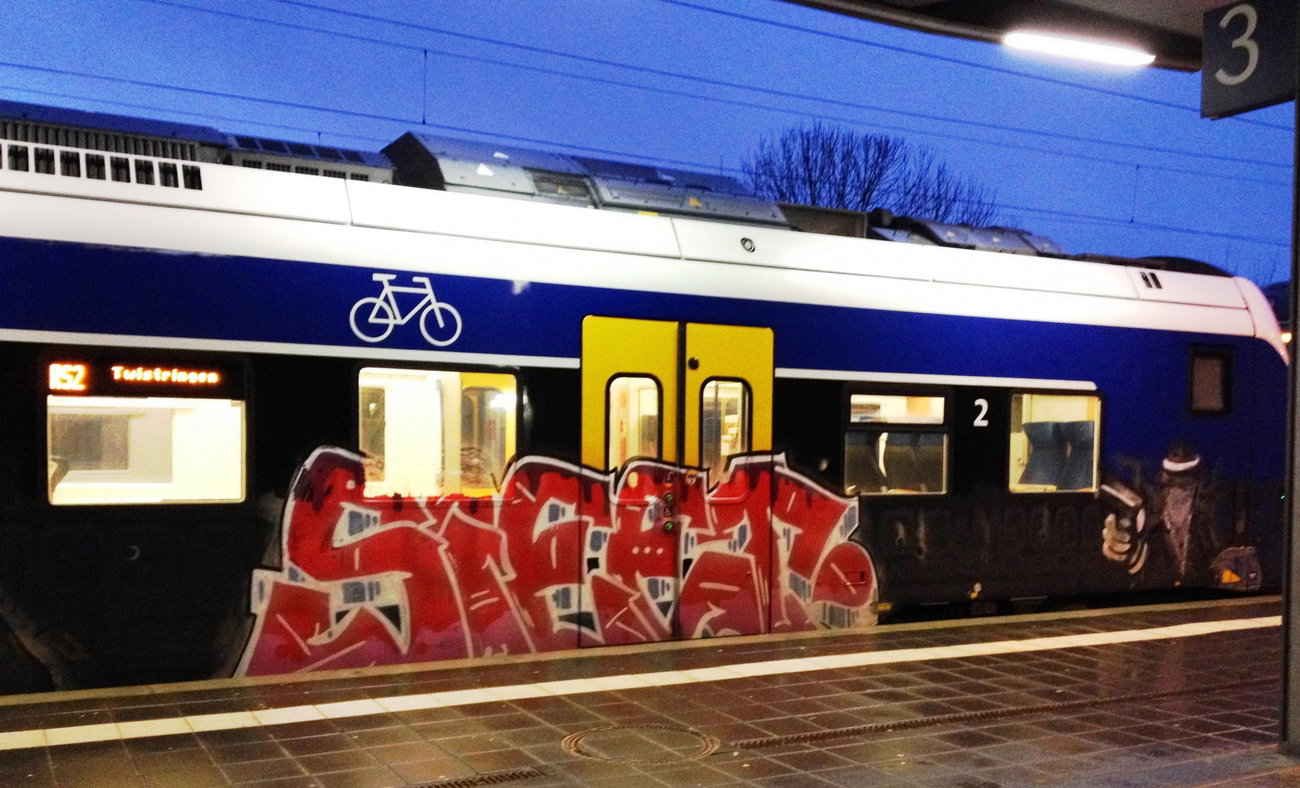 Graffiti Photo by ZUGZWANG - siet