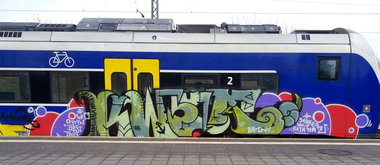 Graffiti Train - Photo by ZUGZWANG - kwer, bremerhaven, 27 (2015)