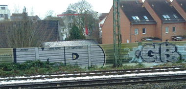 Graffiti Bombing - Photo by ZUGZWANG