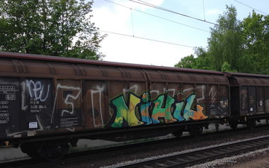 Graffiti Train - Photo by ZUGZWANG - nihil