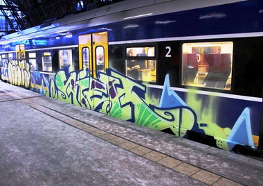Graffiti Train - Photo by ZUGZWANG - niek