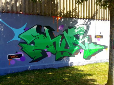 Graffiti Wall - Photo by ZUGZWANG