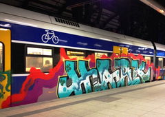 Graffiti Train - Photo by ZUGZWANG - hark (2018)