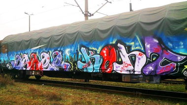 Graffiti Train - Photo by ZUGZWANG
