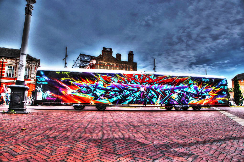 Graffiti Train - Photo by ZUGZWANG
