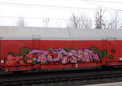 Graffiti Train - Photo by ZUGZWANG