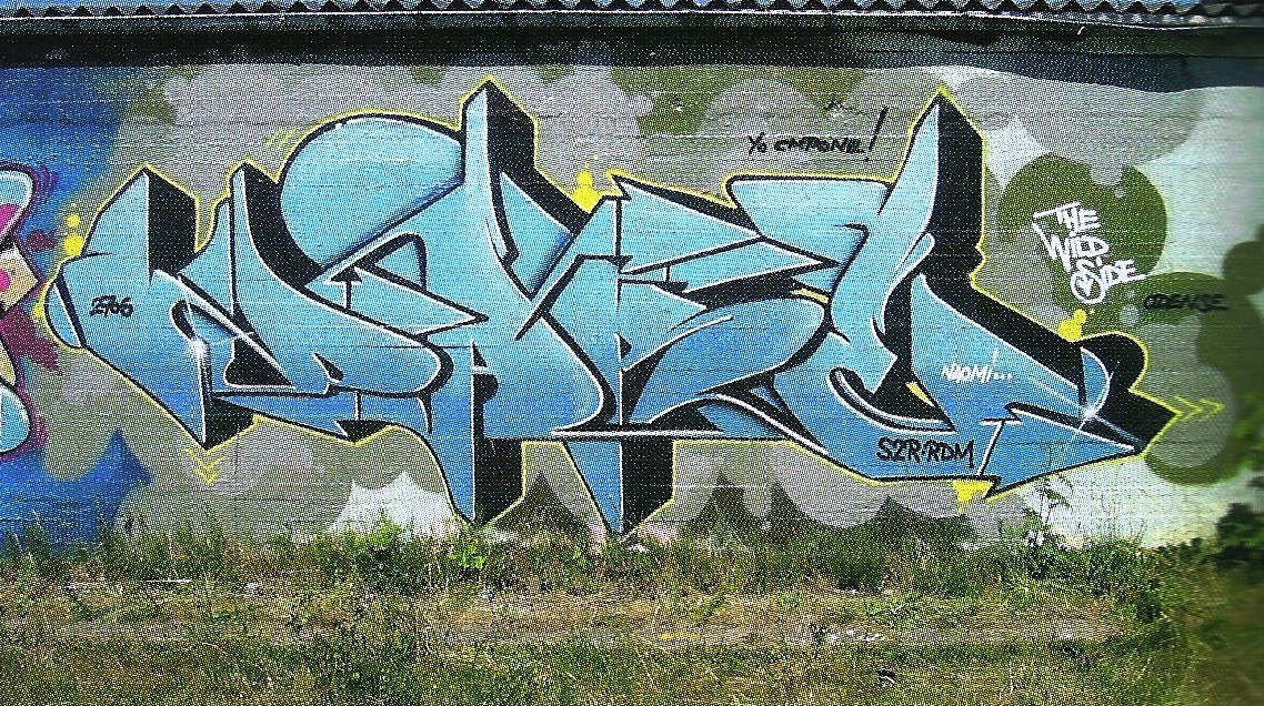 Graffiti Wall - Photo by ZUGZWANG - dare