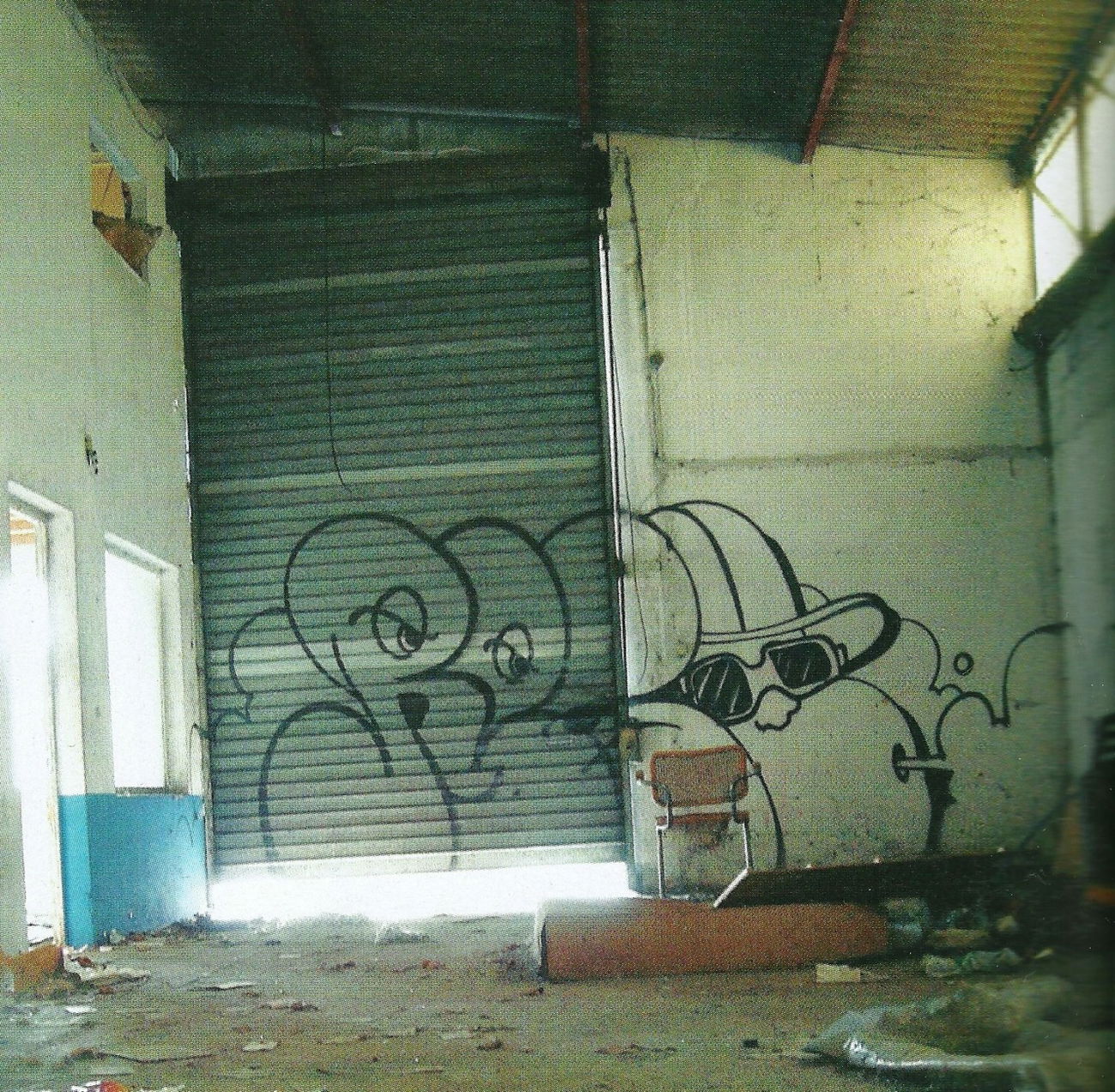 Graffiti Bombing - Photo by ZUGZWANG - reso