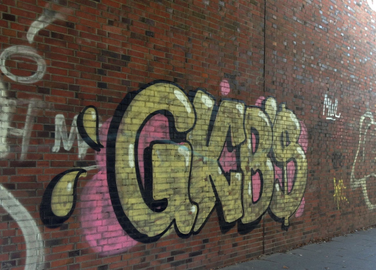 Graffiti Bombing - Photo by ZUGZWANG - gkbs