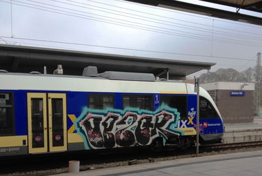 Graffiti Train - Photo by ZUGZWANG (2017)