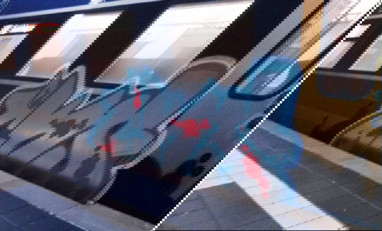 Graffiti Train - Photo by ZUGZWANG - cks, bremerhaven, 27 (2015)