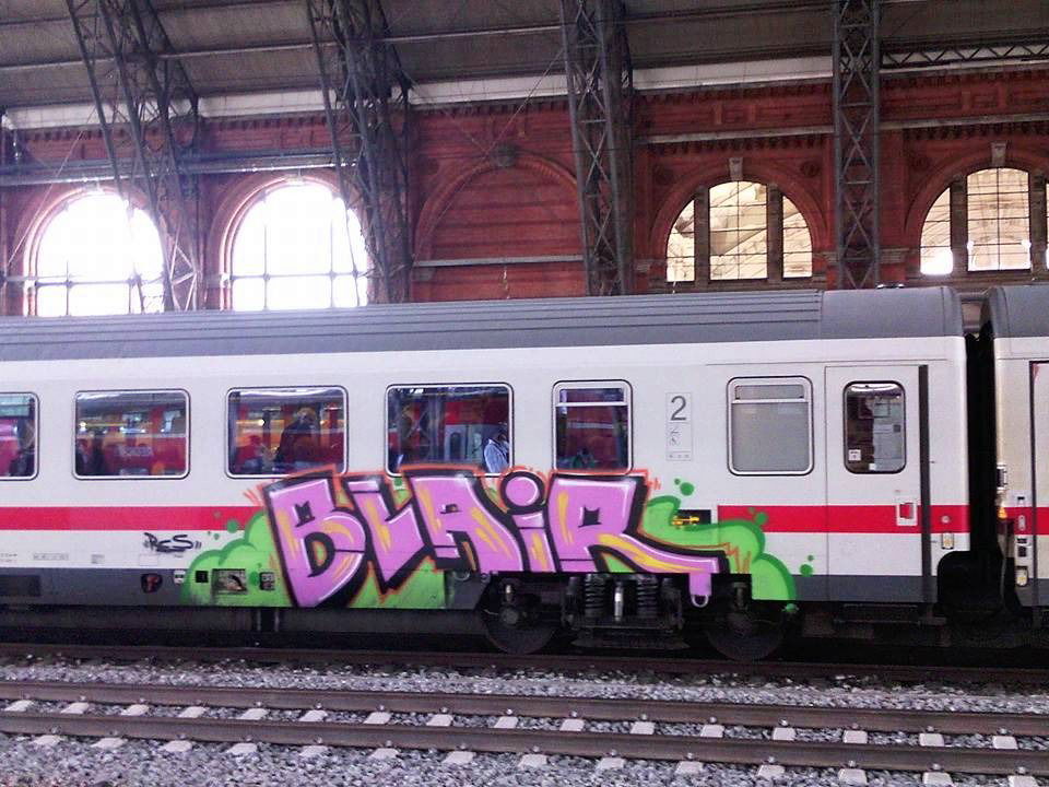 Graffiti Train - Photo by ZUGZWANG - blair (2016)