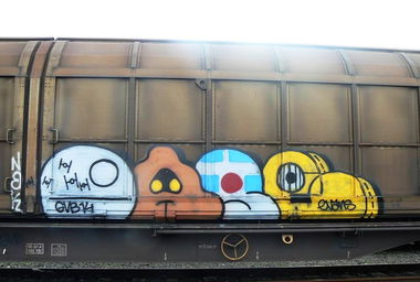 Graffiti Train - Photo by ZUGZWANG - oase, star, wars
