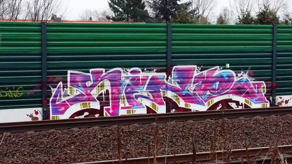 Graffiti Wall - Photo by ZUGZWANG - niek