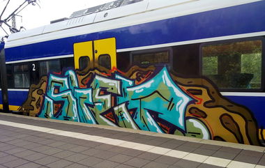 Graffiti Train - Photo by ZUGZWANG - siet (2016)