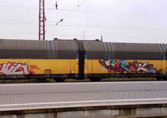 Graffiti Train - Photo by ZUGZWANG
