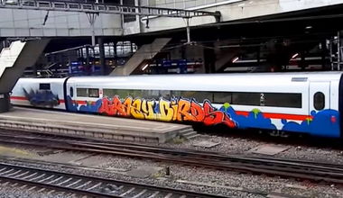 Graffiti Train - Photo by ZUGZWANG