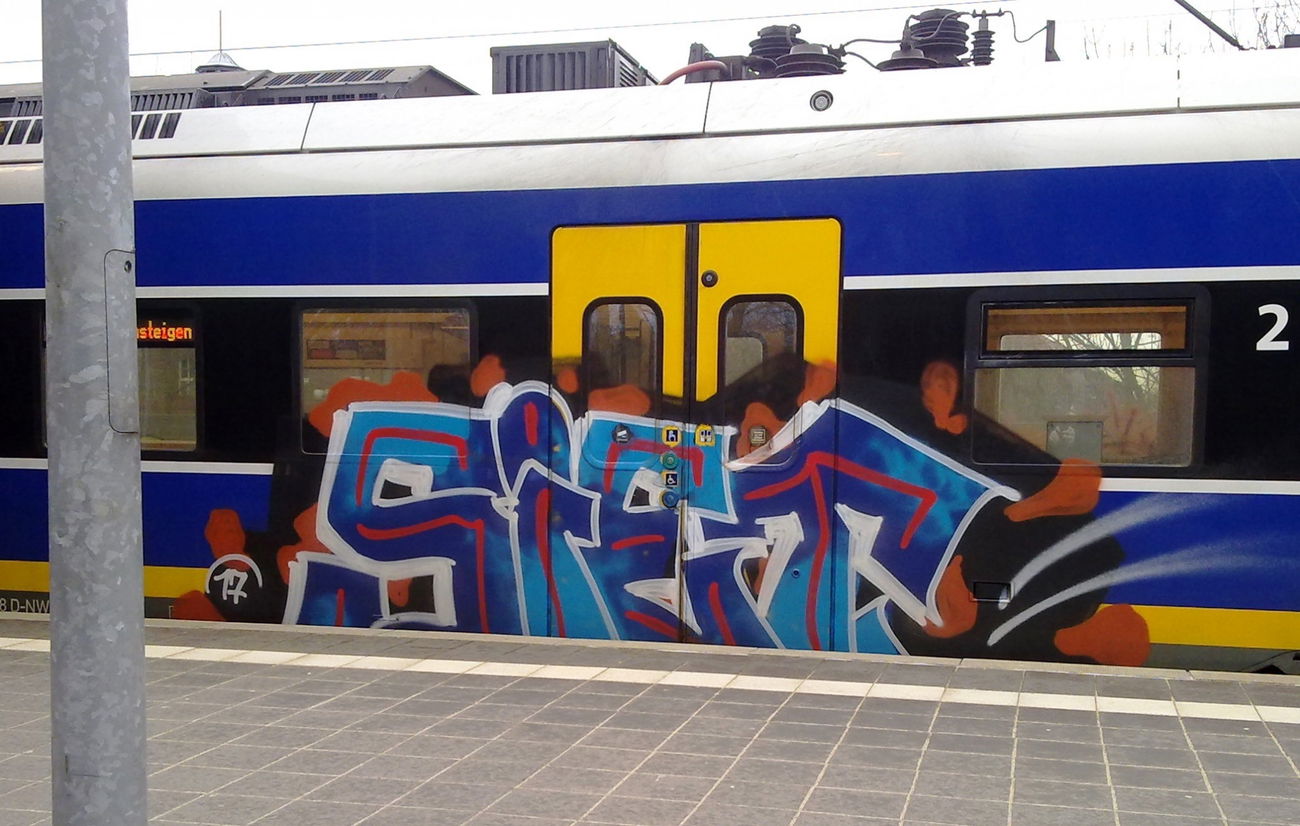 Graffiti Train - Photo by ZUGZWANG - siet (2017)