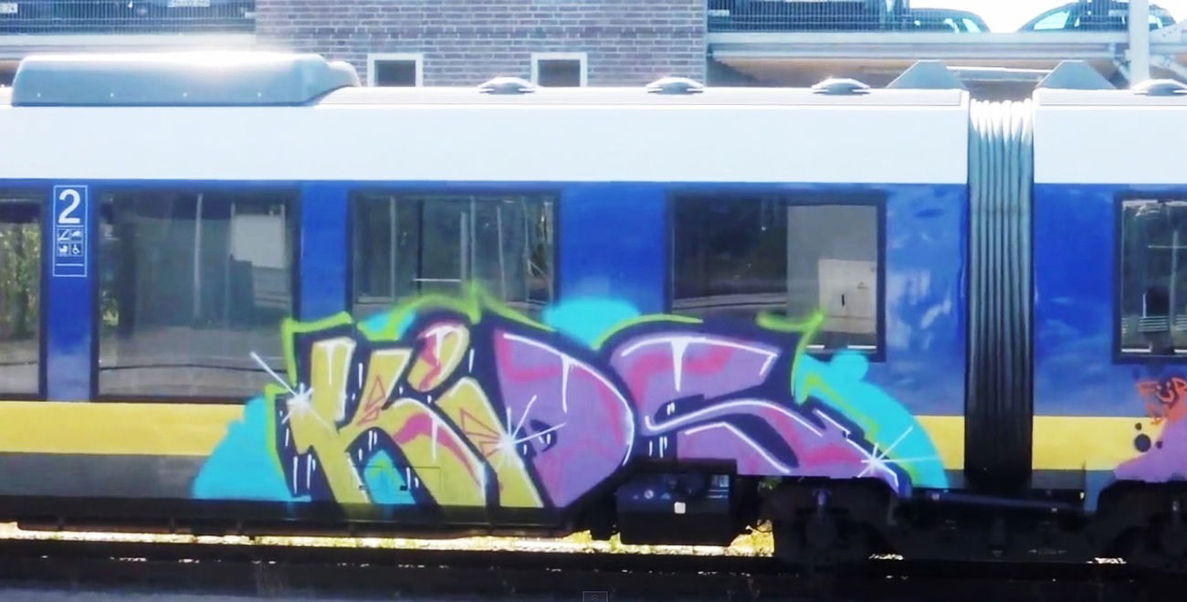 Graffiti Train - Photo by ZUGZWANG - kids, bremen (2013)