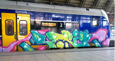 Graffiti Train - Photo by ZUGZWANG - serie, bremen (2015)