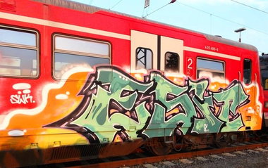 Graffiti Train - Photo by ZUGZWANG - esit, bremen