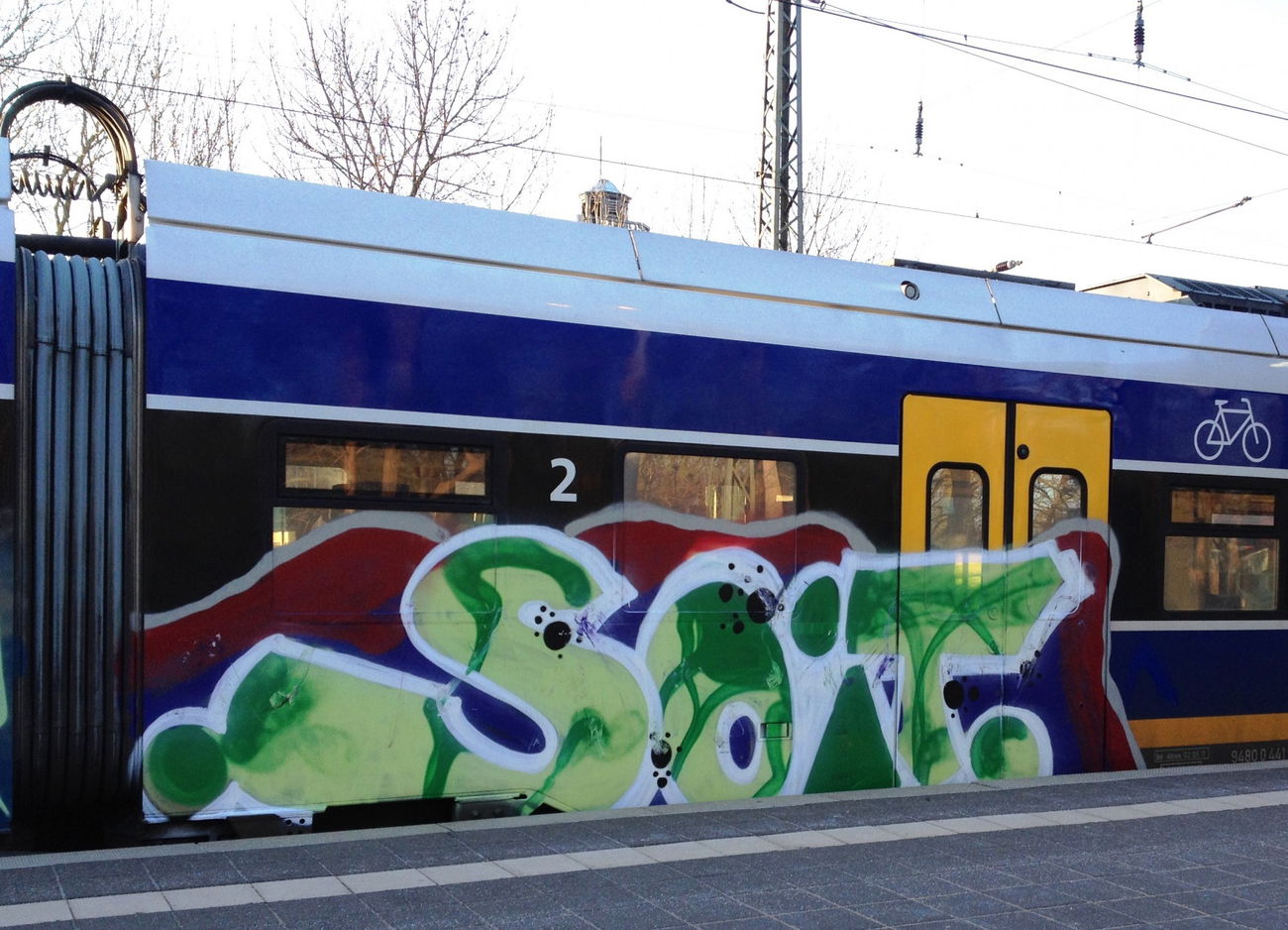 Graffiti Train - Photo by ZUGZWANG - soit (2018)