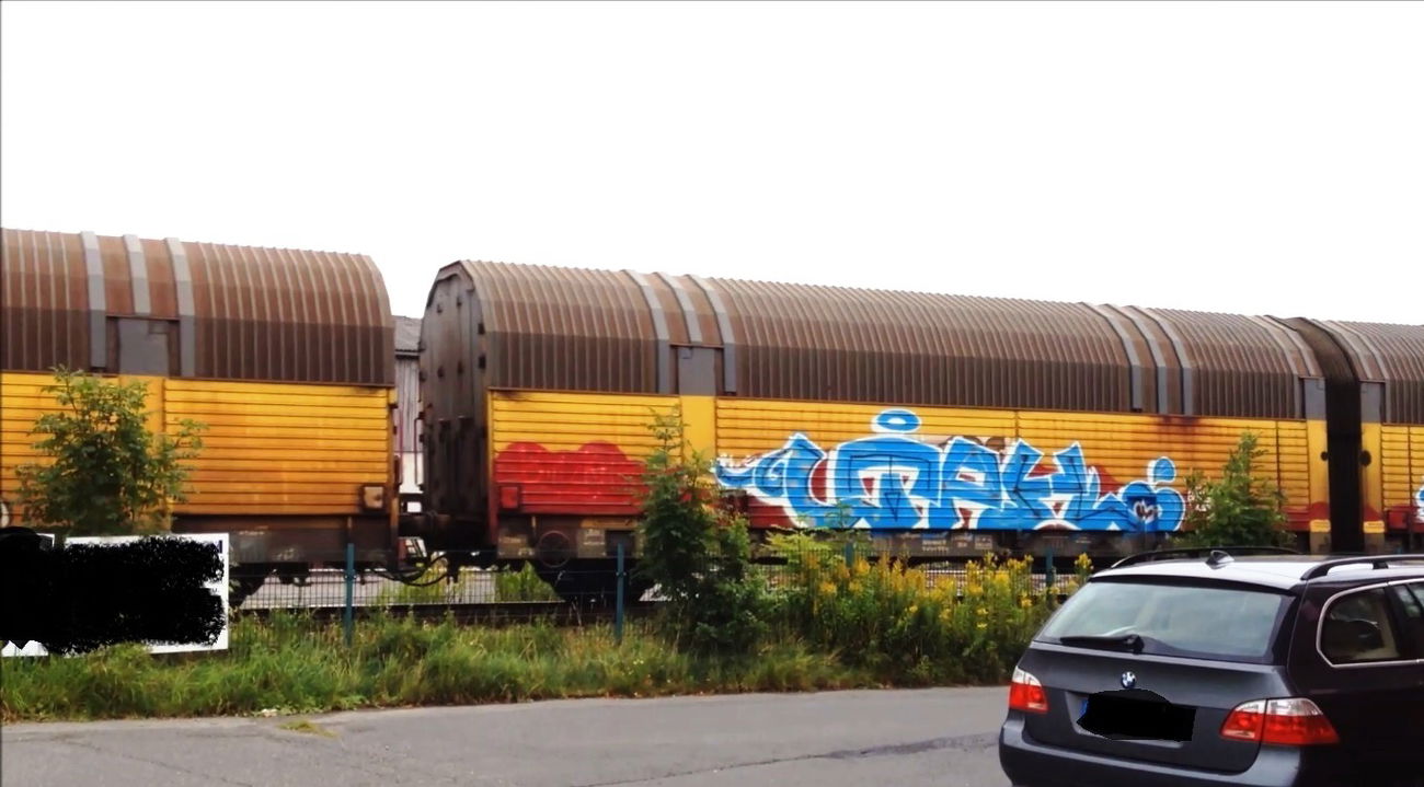 Graffiti Train - Photo by ZUGZWANG - utha