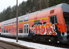 Graffiti Train - Photo by ZUGZWANG - moa