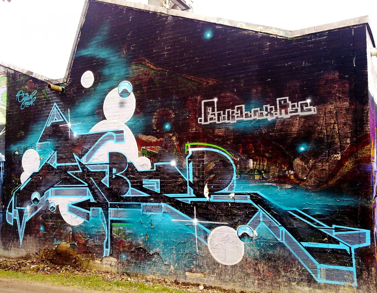 Graffiti Wall - Photo by ZUGZWANG - caber