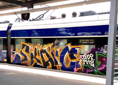 Graffiti Train - Photo by ZUGZWANG - skaro (2018)