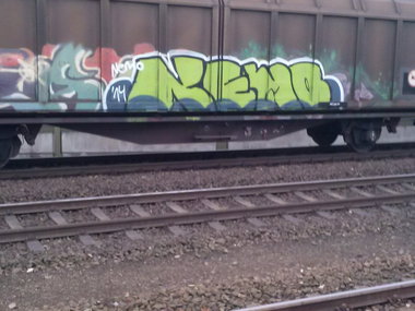 Graffiti Train - Photo by ZUGZWANG - nemo, bremerhaven, 27 (2014)