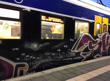 Graffiti Train - Photo by ZUGZWANG - wanted, skin (2017)