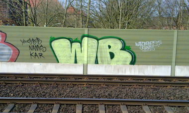 Graffiti Bombing - Photo by ZUGZWANG - wb, bremerhaven