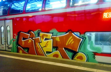 Graffiti Train - Photo by ZUGZWANG - siet (2016)
