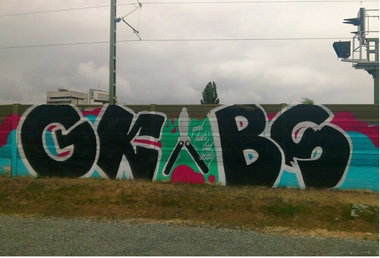 Graffiti Bombing - Photo by ZUGZWANG - gkbs