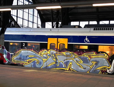 Graffiti Train - Photo by ZUGZWANG (2018)