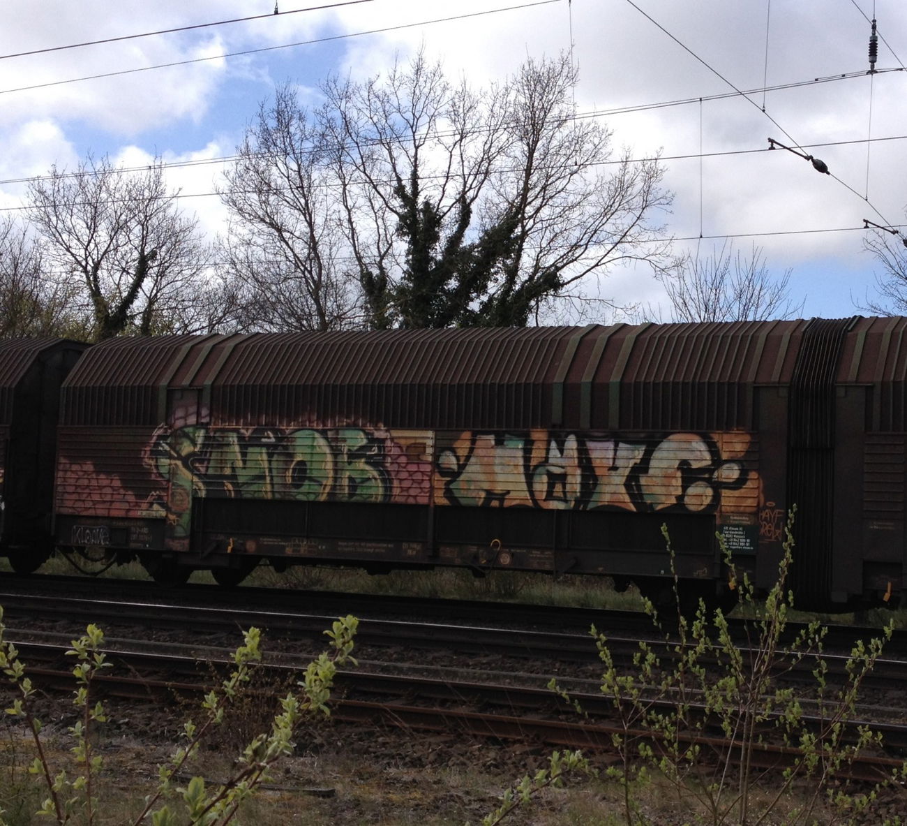 Graffiti Train - Photo by ZUGZWANG