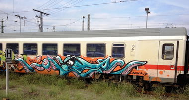 Graffiti Train - Photo by ZUGZWANG (2017)