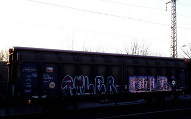 Graffiti Train - Photo by ZUGZWANG - tyler